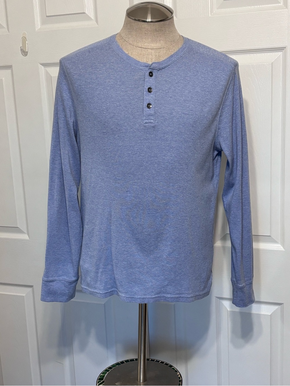 Apt. 9 Blue Cotton Blend 3 Button Henley Long Sleeve T Shirt Men’s Medium